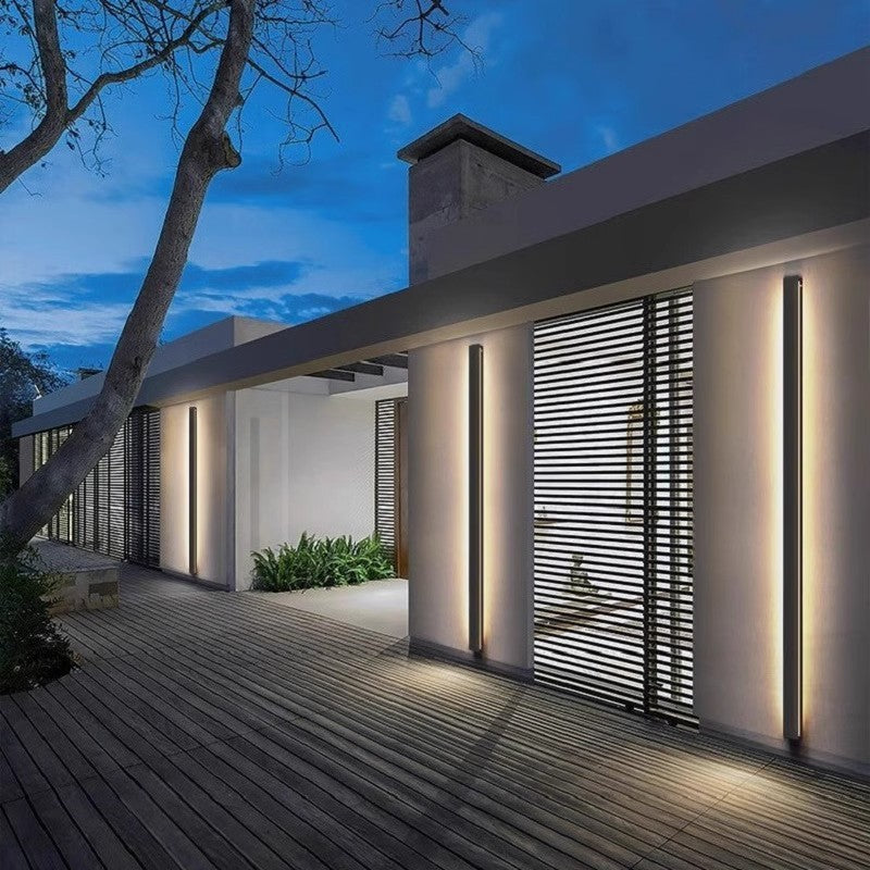 Minimalist Linear LED Outdoor Wall Light – Weatherproof Exterior Sconce