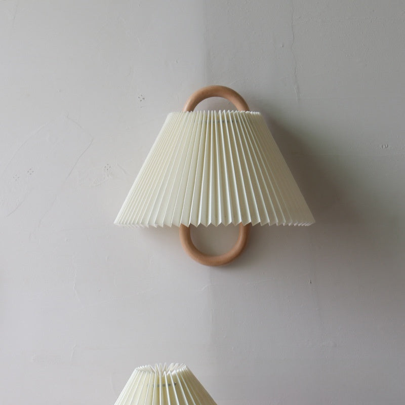 Retro Solid Wood Wall Lamp – Rustic Wooden Wall Sconce for Living Room