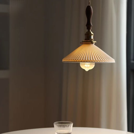 Japanese Brass Pleated Ceramic Pendant Light – Wabi-Sabi Hanging Lamp for Dining Room & Bedroom